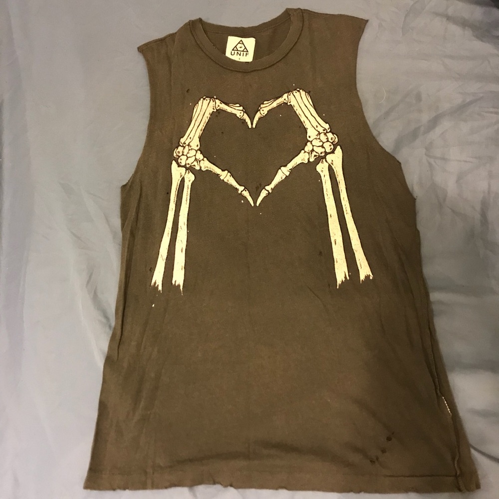 Unif small Skeleton hands heart shape muscle tank